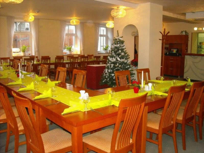 Hotel Epocha Janov nad Nisou Eksteriør bilde